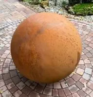 Кортеновский шар — дизайн (518925) ∅ 800 мм. Зима