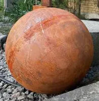Сфера кортен сталь (518966) ∅ 800 мм. Зима 
